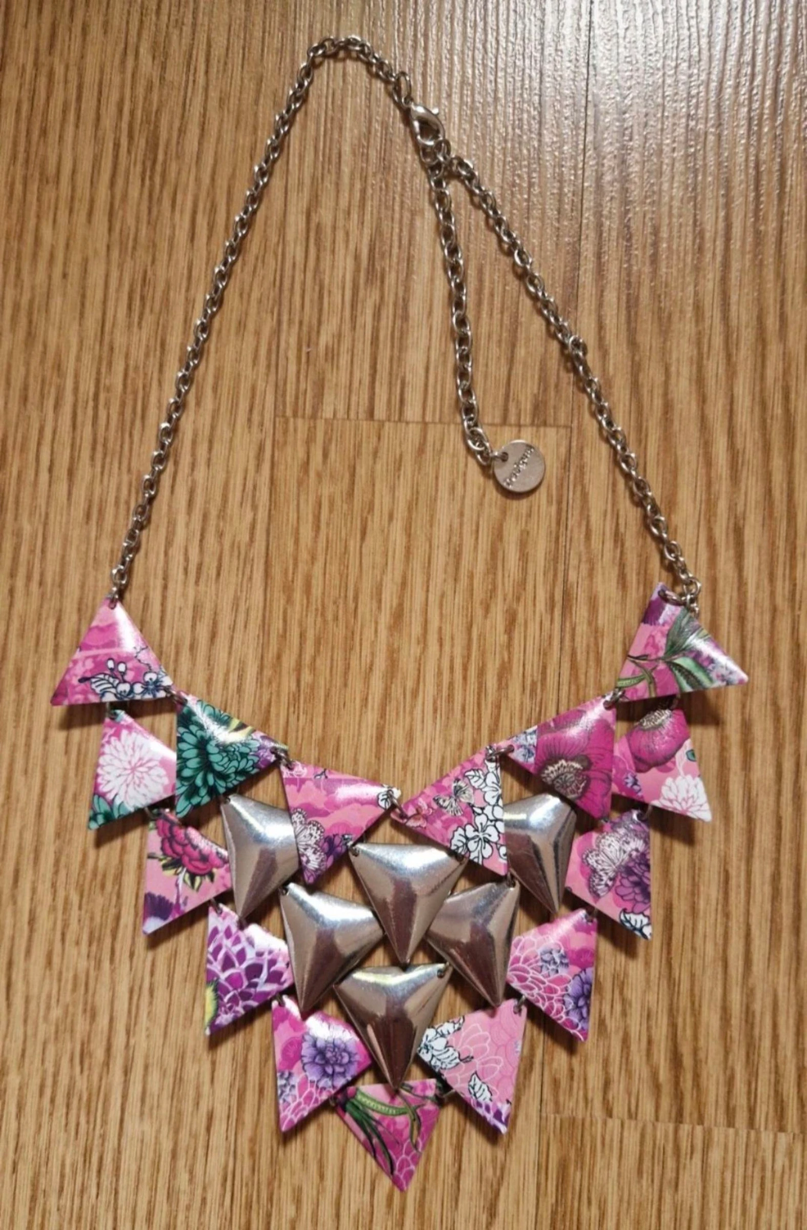 Collar Desigual boho triángulos flores 🌸